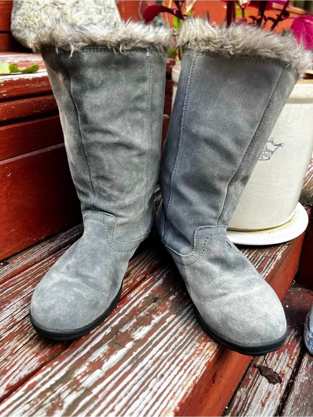 White Mountain Tantalas Gray Suede Fur Winter Boots 9M MSRP $85
